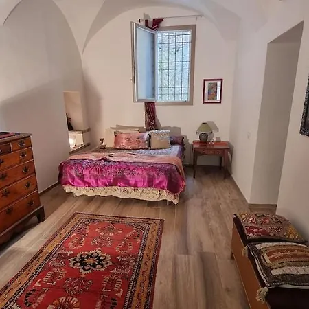 Apartmán Beautifully Restored Romantic In The Centre Of Historic Dolcedo